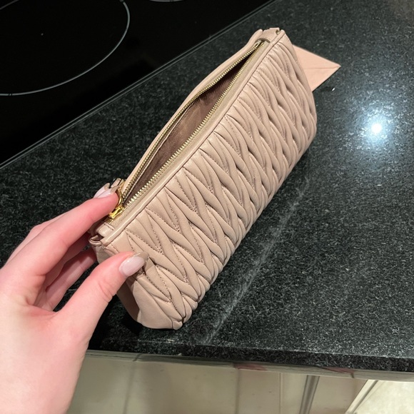 Miu Miu wristlet - Picture 4 of 7